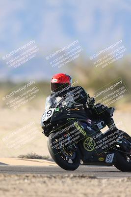 media/Dec-07-2025-CVMA (Sun) [[3e7d2de5dc]]/Race 12- Formula 40 MW and LW/